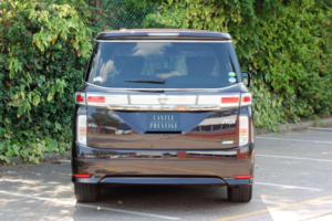 2011 Nissan Elgrand 2.5 Highway Star 5dr 7 Seats in Black — image 5