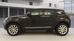 2018 Land Rover Range Rover Evoque Ed4 Se in Black — image 6
