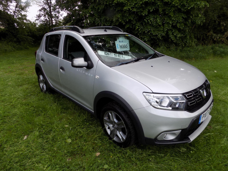 2017 Dacia Sandero Stepway 1.5 Dci Ambiance Euro 6 (s/s) 5dr in Silver — image 1