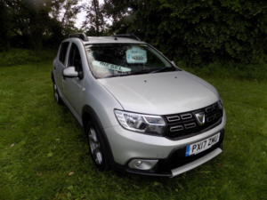 2017 Dacia Sandero Stepway 1.5 Dci Ambiance Euro 6 (s/s) 5dr in Silver — image 2