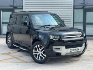 2022 Land Rover Defender 110 3.0 D250 Mhev Xs Edition Auto 4WD Euro 6 (s/s) 5dr in Black — image 2