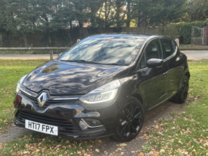 2017 Renault Clio 1.5 Signature Nav Dci 90 in Black — image 2