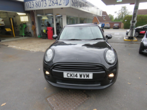 2014 MINI Hatch 1.5 Cooper Euro 6 (s/s) 3dr in Black — image 2