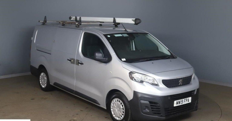 2019 Peugeot Expert 2.0 Bluehdi 1400 Professional Long Panel Van Lwb Euro 6 (s/s) 6dr in Silver — image 1