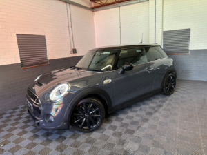 2016 MINI Hatch 2.0 Cooper S Hatchback 3dr Petrol Auto Euro 6 (s/s) (192 Ps) in Grey — image 3