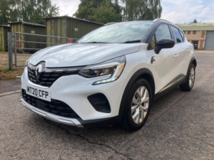 2020 Renault Captur 1.3 Tce Iconic SUV 5dr Petrol Edc Euro 6 (s/s) (130 Ps) in White — image 3