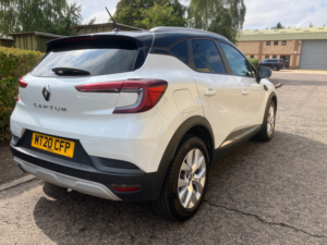 2020 Renault Captur 1.3 Tce Iconic SUV 5dr Petrol Edc Euro 6 (s/s) (130 Ps) in White — image 5