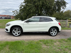 2015 Mercedes-Benz Gla 2.1 Gla220 Cdi Amg Line 7g-Dct 4matic Euro 6 (s/s) 5dr in White — image 5