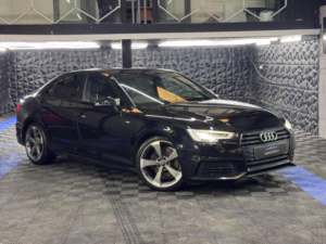 2017 Audi A4 1.4 Tfsi Black Edition S Tronic Euro 6 (s/s) 4dr in Black — image 2