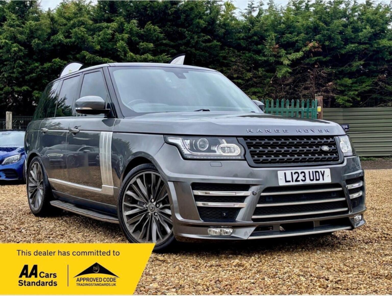 2014 Land Rover Range Rover 4.4 Sd V8 Autobiography Auto 4WD Euro 5 5dr in Grey — image 1