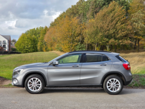 2017 Mercedes-Benz Gla 1.6 Gla200 Se SUV 5dr Petrol 7g-Dct Euro 6 (s/s) (156 Ps) in Grey — image 4