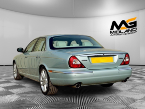 2007 Jaguar Xj 2.7 Tdvi Sovereign 4dr in Silver — image 4