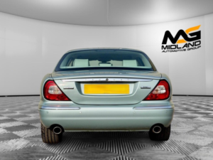 2007 Jaguar Xj 2.7 Tdvi Sovereign 4dr in Silver — image 5