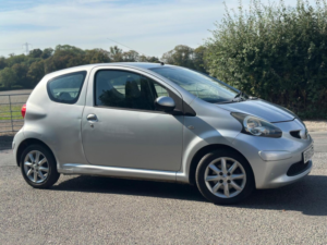 2009 Toyota Aygo 1.0 Vvt-I Platinum Euro 4 3dr in Silver — image 5