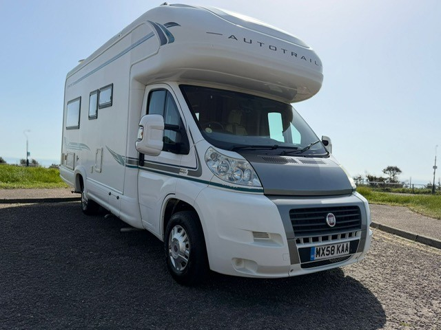 2008 Auto-Trail Apache 634 Se 2.3 Ducato 35 Chassis Cab Mlwb in White — image 1