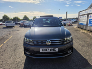 2017 Volkswagen Tiguan 2.0 Tdi Bluemotion Tech R-Line DSG 4motion Euro 6 (s/s) 5dr in Grey — image 2