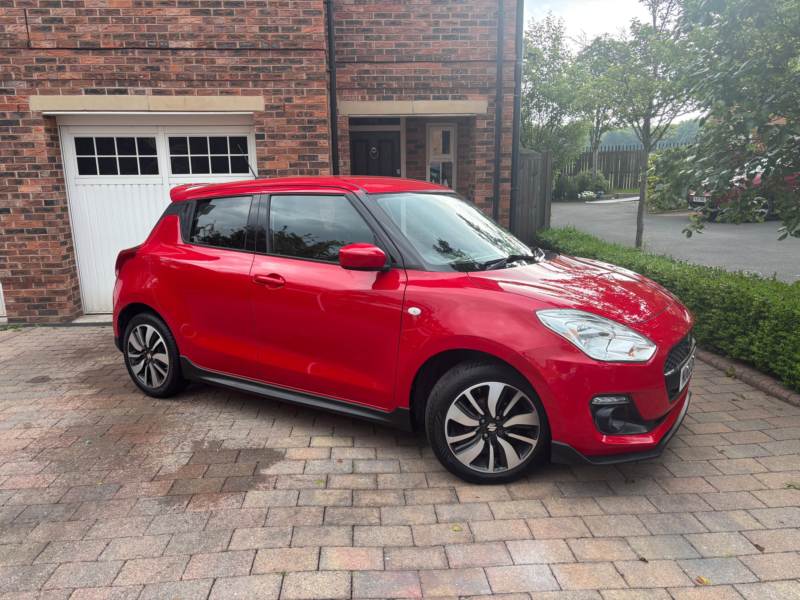 2019 Suzuki Swift 1.2 Dualjet Attitude Hatchback 5dr Petrol Manual Euro 6 (s/s) (90 Ps) in Red — image 1