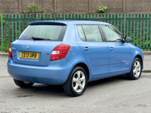 2013 Skoda Fabia 1.2 Se in Blue — image 4
