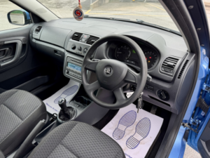 2013 Skoda Fabia 1.2 Se in Blue — image 5