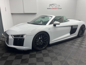 2016 Audi R8 5.2 Fsi V10 Spyder S Tronic Quattro Euro 6 (s/s) 2dr in Grey — image 2