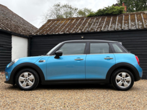 2018 MINI Hatch 1.5 Cooper Euro 6 (s/s) 5dr in Blue — image 5