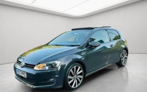 2017 Volkswagen Golf 1.6 Tdi Bluemotion Tech Gt Edition Euro 6 (s/s) 3dr in Grey — image 2