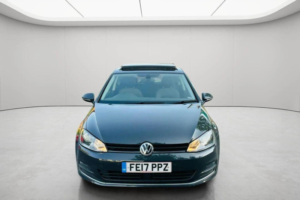 2017 Volkswagen Golf 1.6 Tdi Bluemotion Tech Gt Edition Euro 6 (s/s) 3dr in Grey — image 6