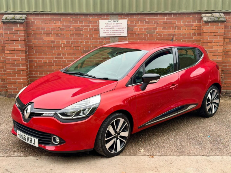 2016 Renault Clio 0.9 Tce Dynamique S Nav Euro 6 (s/s) 5dr in Red — image 1