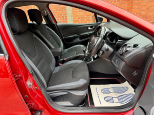 2016 Renault Clio 0.9 Tce Dynamique S Nav Euro 6 (s/s) 5dr in Red — image 3
