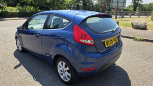 2009 Ford Fiesta 1.4 Zetec in Blue — image 5