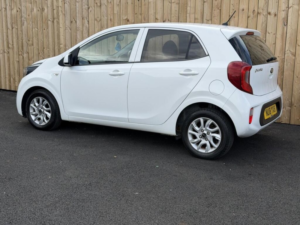 2018 Kia Picanto 1.0 2 in White — image 5