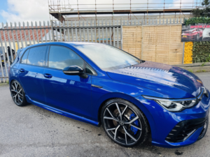 2021 Volkswagen Golf 2.0 Tsi R in Blue — image 2