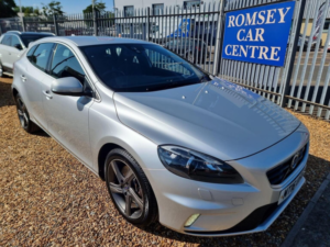 2016 Volvo V40