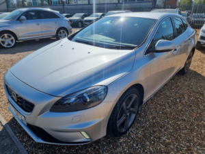 2016 Volvo V40 2.0 D3 R-Design Lux Nav Euro 6 (s/s) 5dr in Silver — image 2