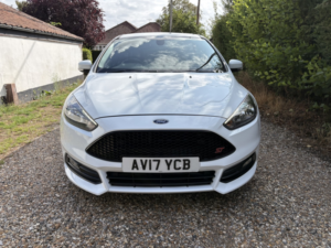 2017 Ford Focus 2.0 Tdci St-2 in White — image 2