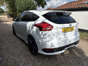 2017 Ford Focus 2.0 Tdci St-2 in White — image 4