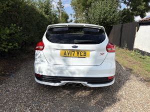 2017 Ford Focus 2.0 Tdci St-2 in White — image 5
