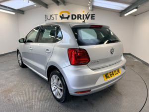 2014 Volkswagen Polo 1.0 Bluemotion Tech Se Hatchback 5dr Petrol Manual Euro 6 (s/s) (60 Ps) in Silver — image 4