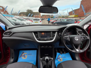 2020 Vauxhall Grandland X 1.5 Turbo D Blueinjection Se Euro 6 (s/s) 5dr in Red — image 2