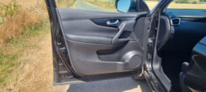 2019 Nissan Qashqai 1.3 Dig-T Acenta Premium in Black — image 4