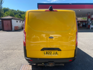 2022 Ford Transit Custom 2.0 340 Ecoblue Leader Panel Van 5dr Diesel Manual L1 H1 Euro 6 (s/s) (130 Ps) in Yellow — image 5