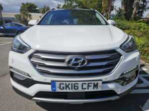 2016 Hyundai Santa Fe 2.2 Santa Fe 7-St 2.2 Prm Se Bd A/t My16 Con in White — image 4