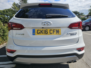 2016 Hyundai Santa Fe 2.2 Santa Fe 7-St 2.2 Prm Se Bd A/t My16 Con in White — image 6