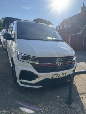 2023 Volkswagen Transporter 2.0 Bitdi T32 Sportline in White — image 2