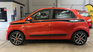 2014 Renault Twingo 0.9 Dynamique Energy Tce 90 Stop & Start Red 5dr Lowmiles+lowtax+12 Stamps in Red — image 2