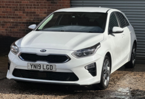 2019 Kia Ceed 1.6 Crdi 3 Euro 6 (s/s) 5dr in White — image 5