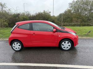 2018 Toyota Aygo 1.0 Vvt-I X-Play in Red — image 2