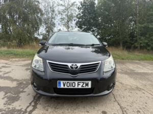 2010 Toyota Avensis 2.2 D-Cat T4 in Black — image 4