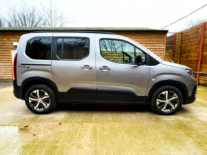 2024 Peugeot Rifter 3 SEAT Auto Wheelchair Accessible Disabled Access Vehicle Wav in Grey — image 6