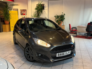 2017 Ford Fiesta 1.0 T Ecoboost St-Line in Grey — image 3